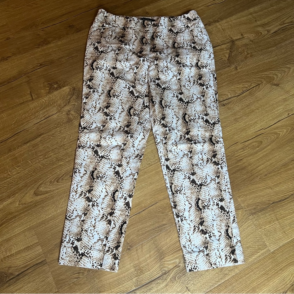 White House Black Market Snake Print Slim Ankle Pants – Size 4R